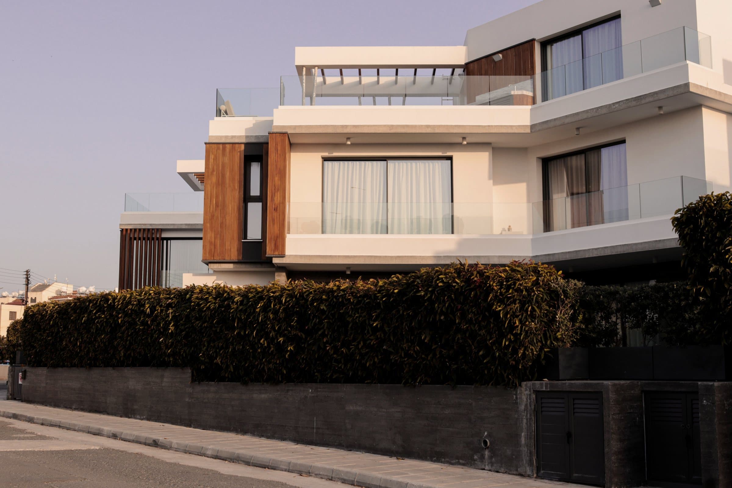 The Cliff Villa: Private pool and cliff terrace